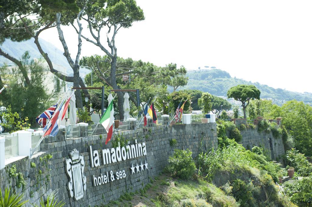 كازاميتْشيولا تيرمي Hotel La Madonnina المظهر الخارجي الصورة